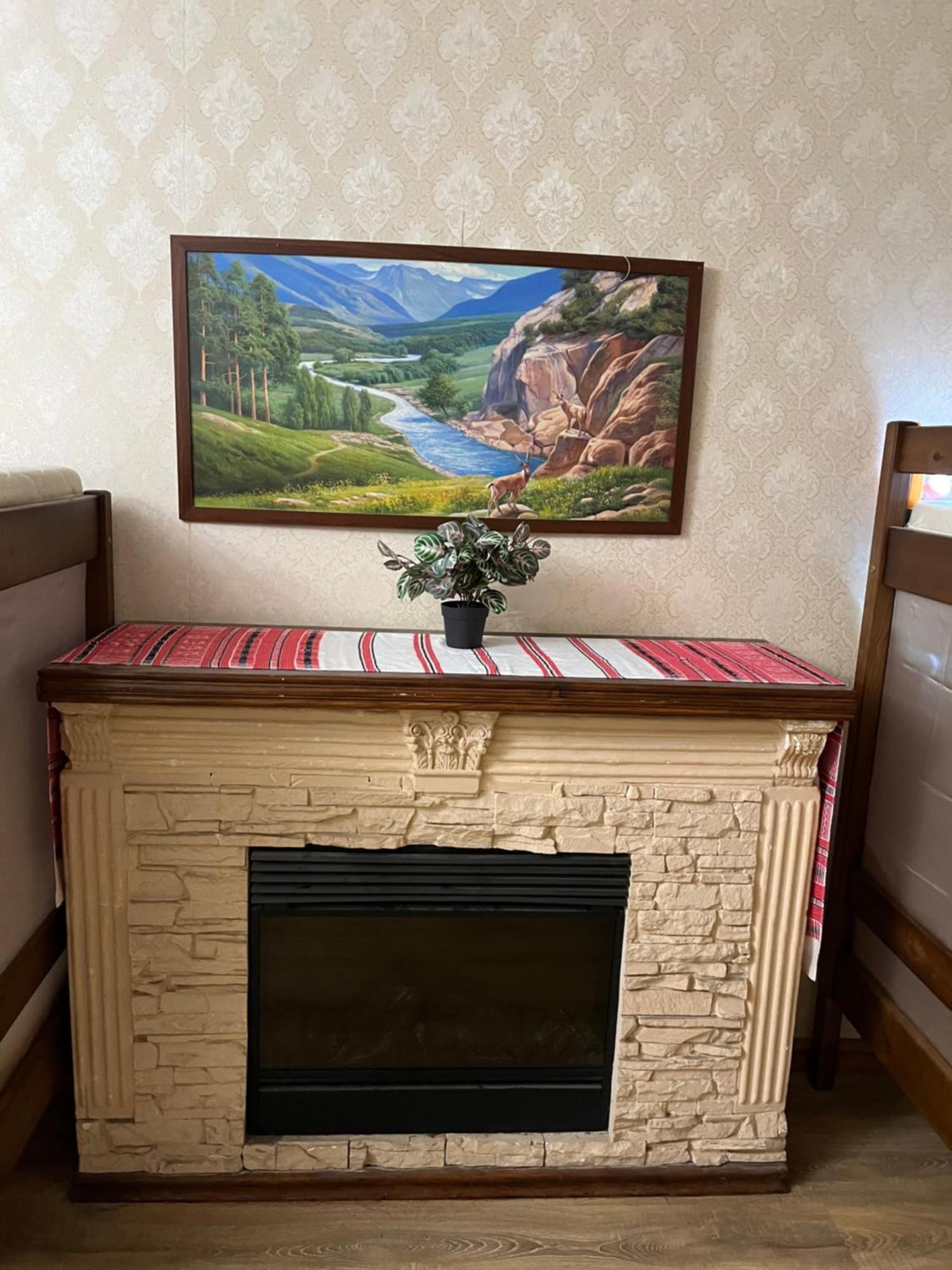 Ararat-Osokorki Hostel Kiev Esterno foto